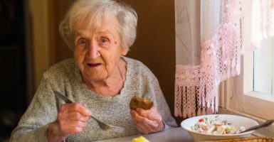 Good nutrition and eating well for the elderly